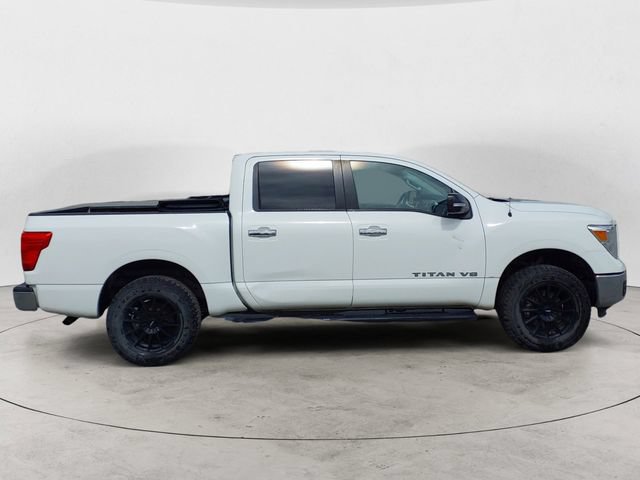 Used 2019 Nissan Titan SV AWD/4WD image 6
