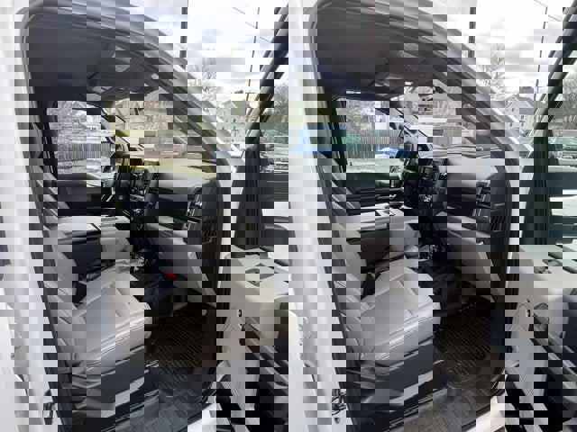 Used 2022 Ford F250 XL w/ Power Equipment Group AWD/4WD image 32