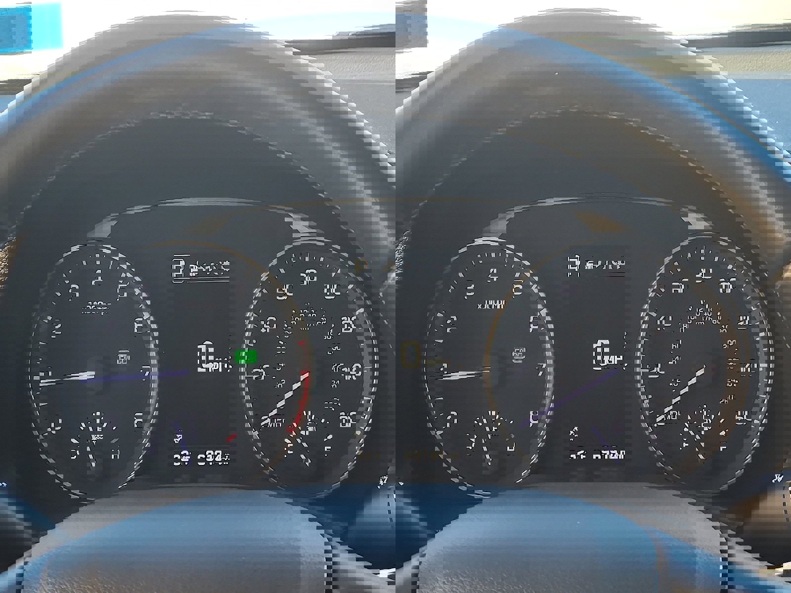 Used 2017 Hyundai Elantra Limited w/ Limited Tech Package 04 image 14