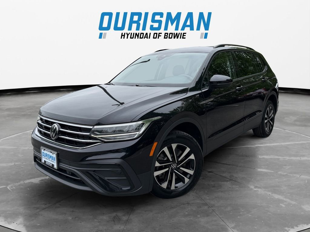 Used 2023 Volkswagen Tiguan S w/ Driver Assistance Package AWD/4WD image 2