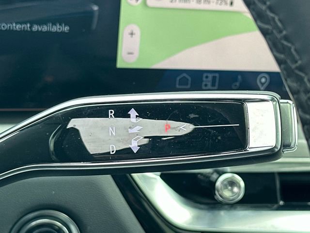 Used 2025 Cadillac Lyriq Sport image 11