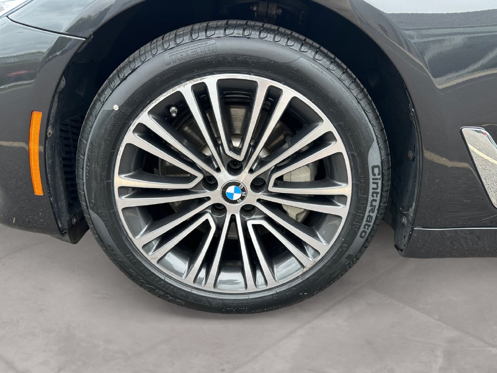 Used 2019 BMW 540i xDrive w/ Convenience Package AWD/4WD image 14
