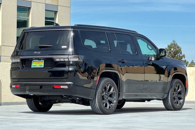 New 2026 Jeep Grand Wagoneer Limited AWD/4WD image 4