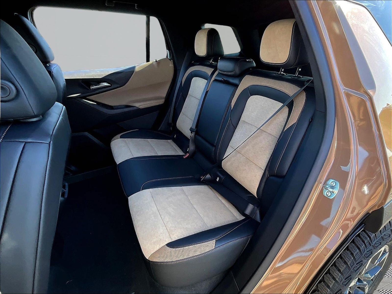 New 2027 Chevrolet Equinox ACTIV AWD/4WD image 18