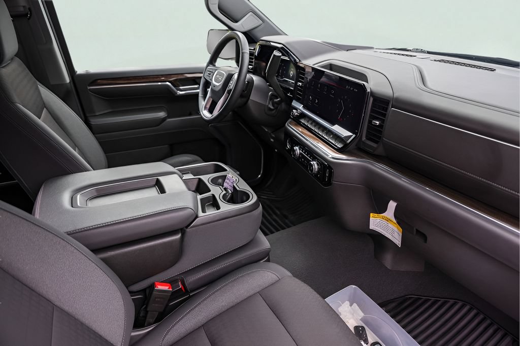 Used 2024 GMC Sierra 1500 Elevation AWD/4WD image 32
