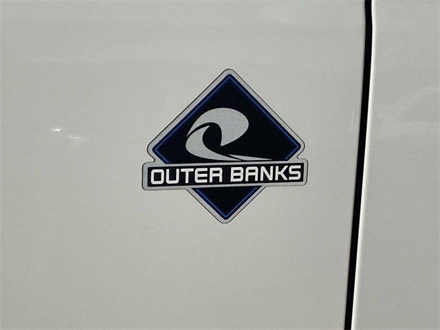 Used 2022 Ford Bronco Outer Banks image 11