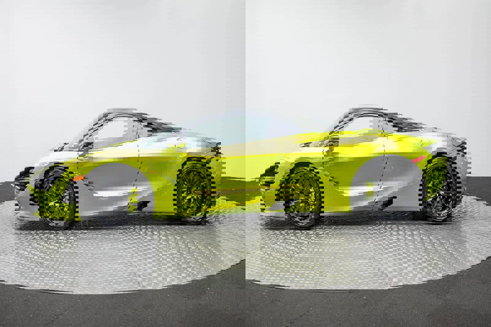 Used 2023 McLaren 720S Performance image 53