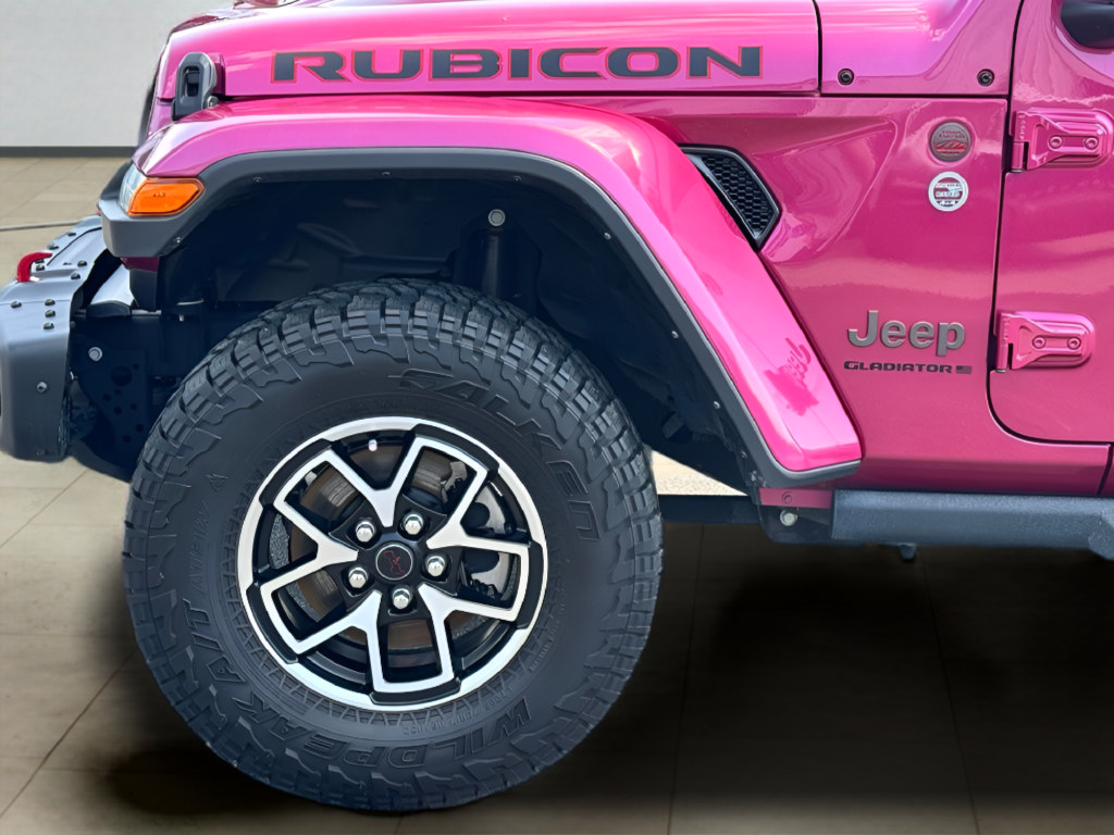 Used 2024 Jeep Gladiator Rubicon AWD/4WD image 34