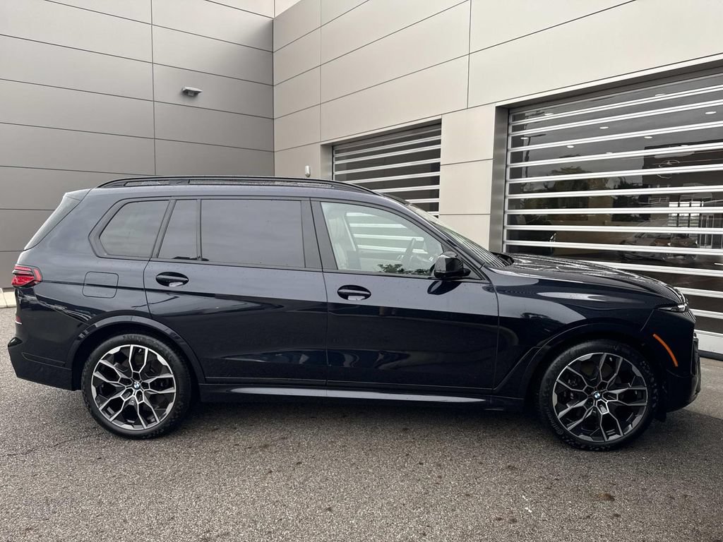 Used 2024 BMW X7 M60i w/ Executive Package AWD/4WD image 9