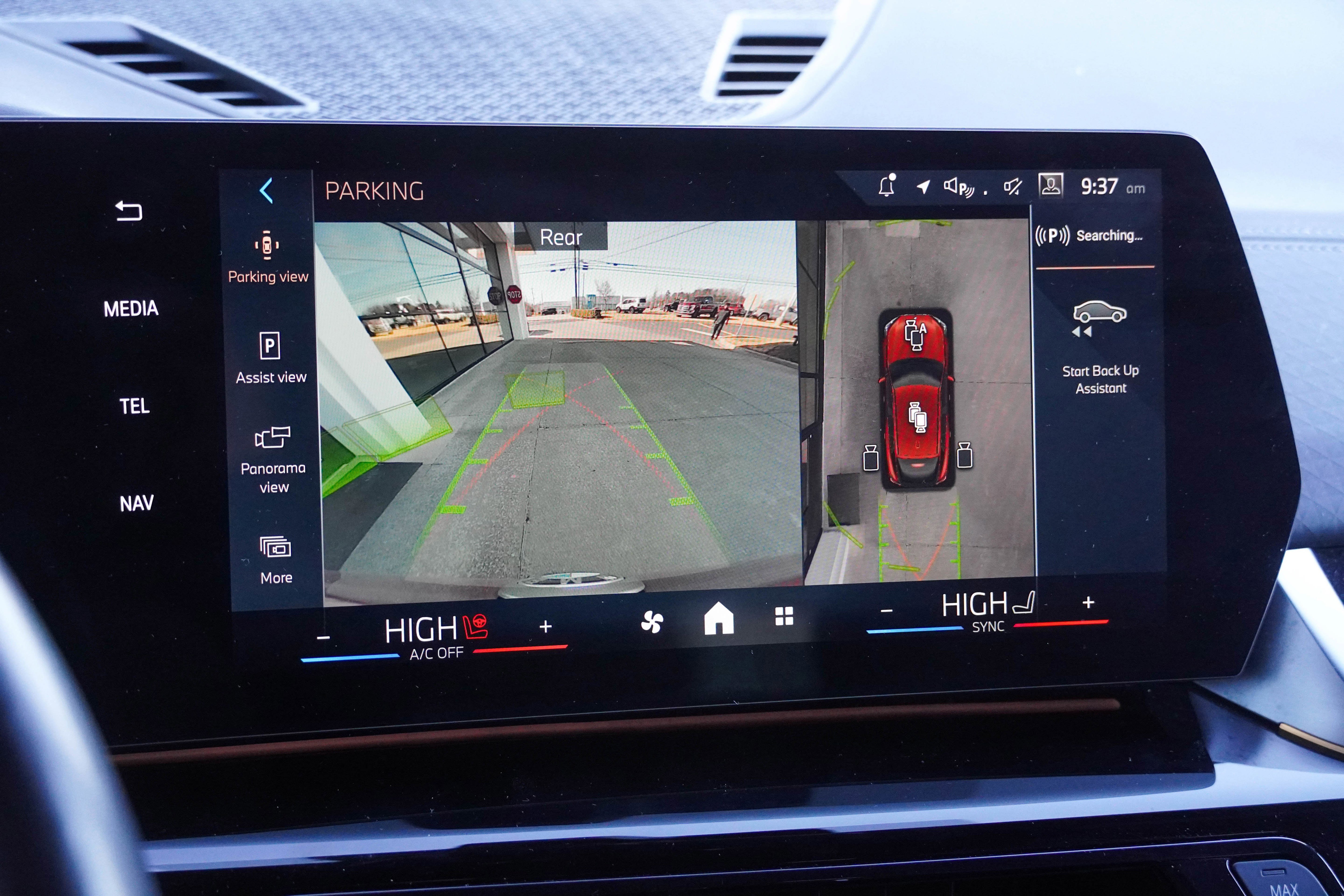 Certified 2025 BMW X2 xDrive28i image 25