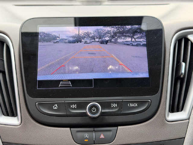 Used 2025 Chevrolet Malibu LT FWD image 14