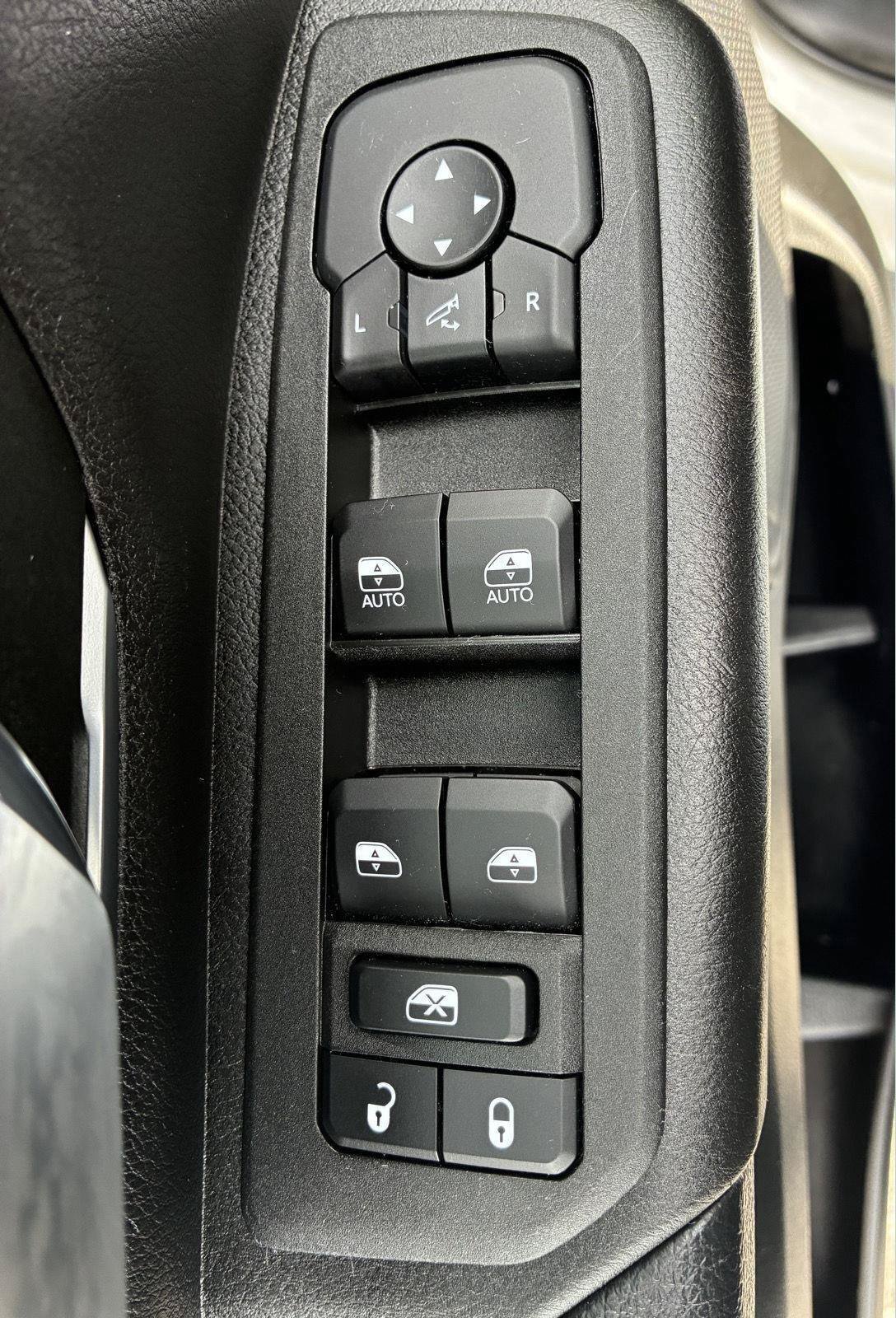 Used 2025 RAM 1500 Big Horn AWD/4WD image 14