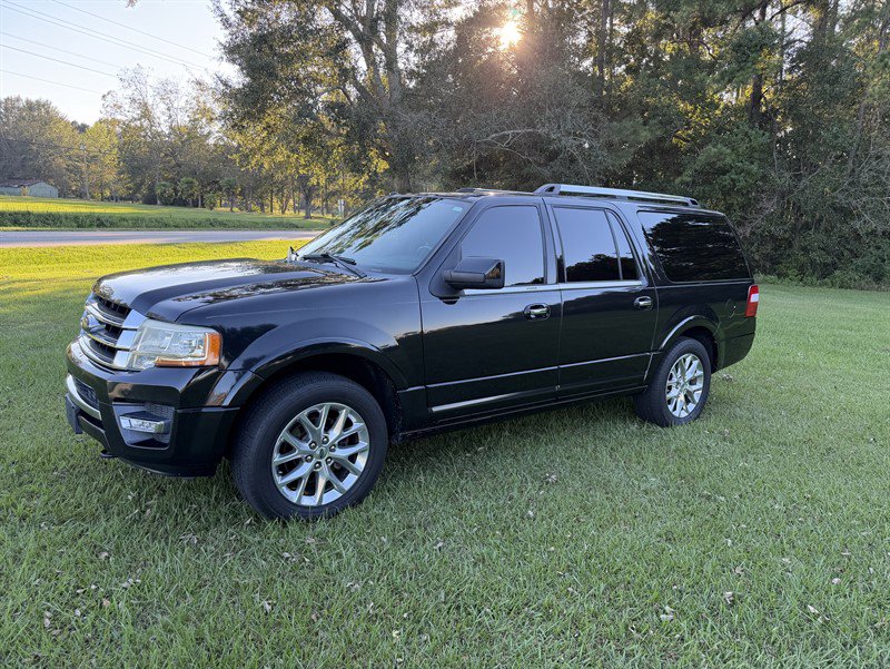 Used 2015 Ford Expedition EL Limited w/ Equipment Group 301A AWD/4WD image 4