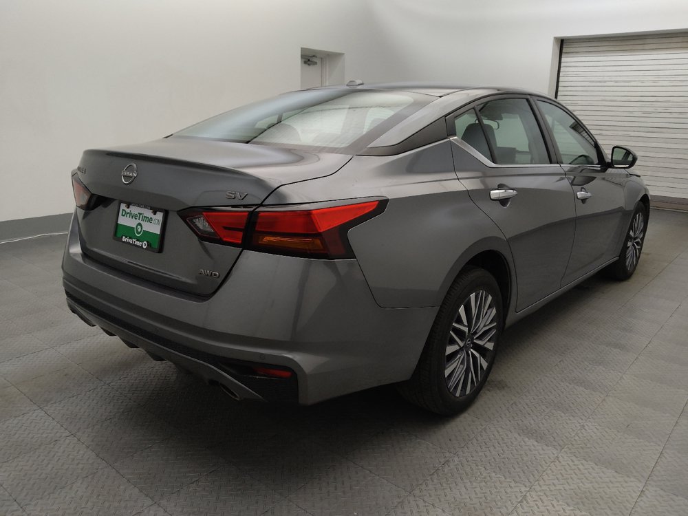 Used 2023 Nissan Altima 2.5 SV w/ SV Premium Package AWD/4WD image 9
