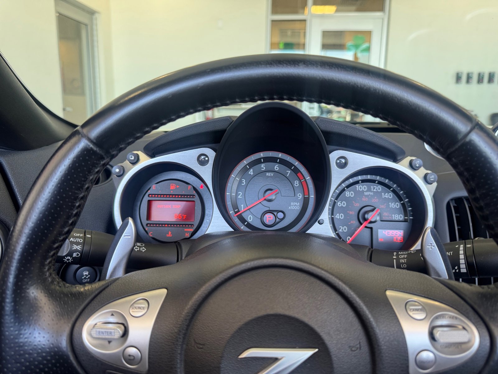 Used 2014 Nissan 370Z Touring w/ Sport Package image 10