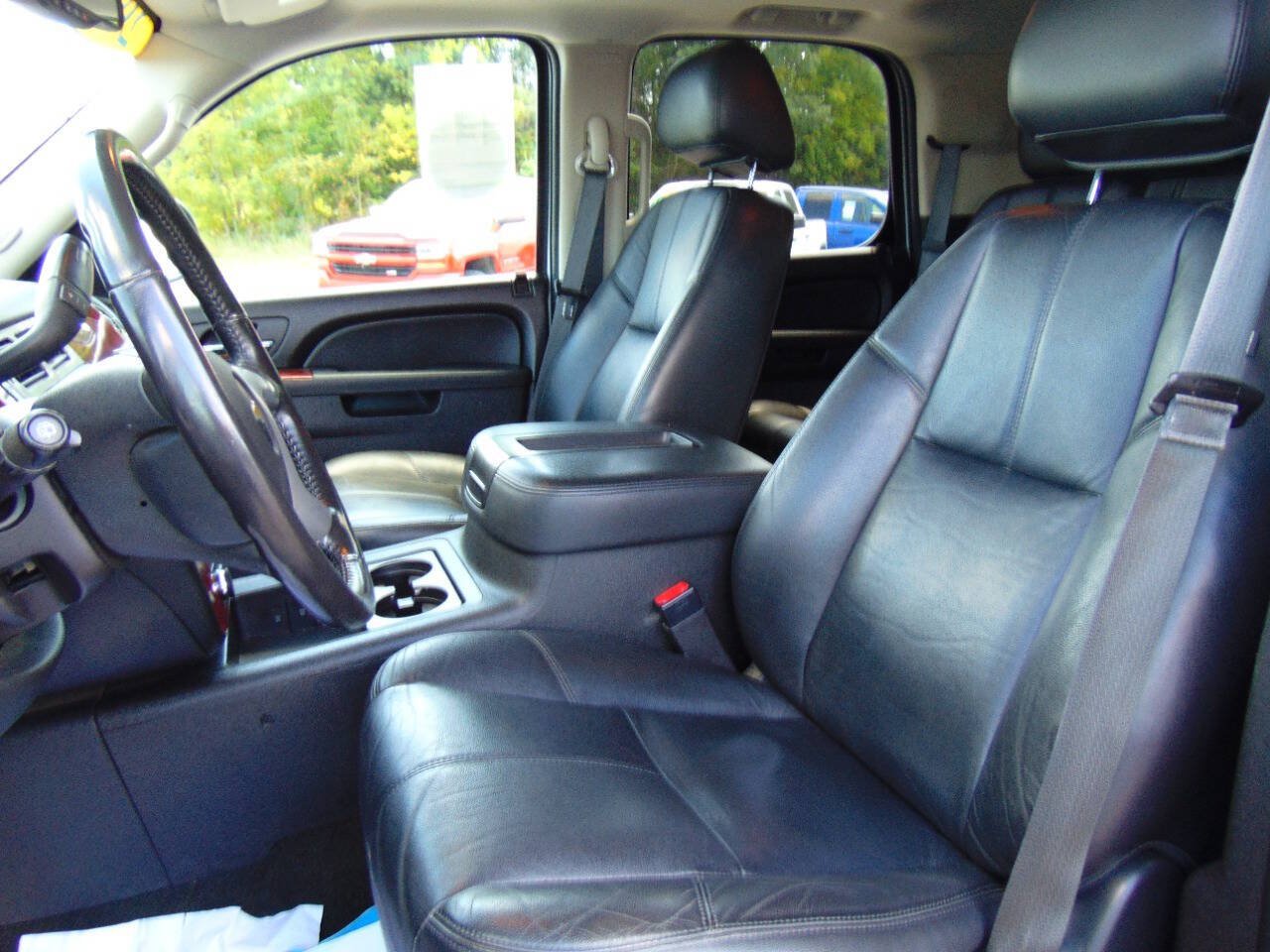 Used 2013 Chevrolet Tahoe LT AWD/4WD image 8