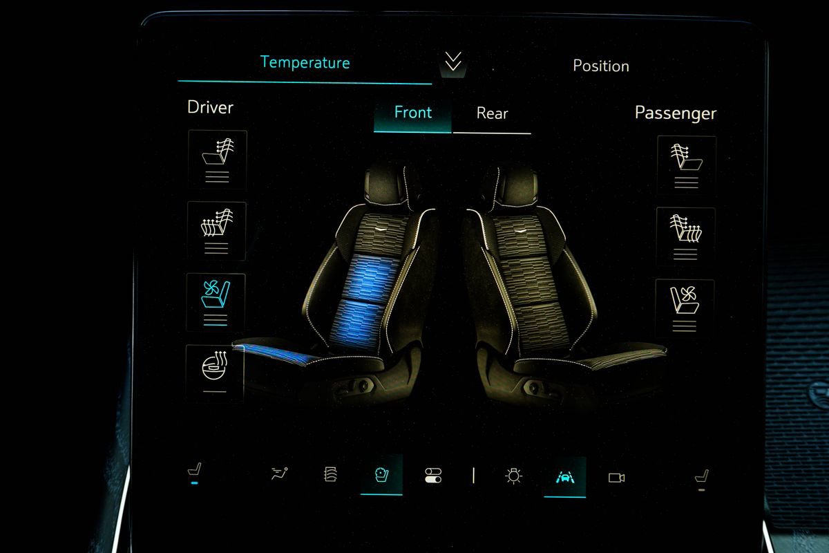 Used 2026 Cadillac Escalade Luxury w/ Touring Package image 26