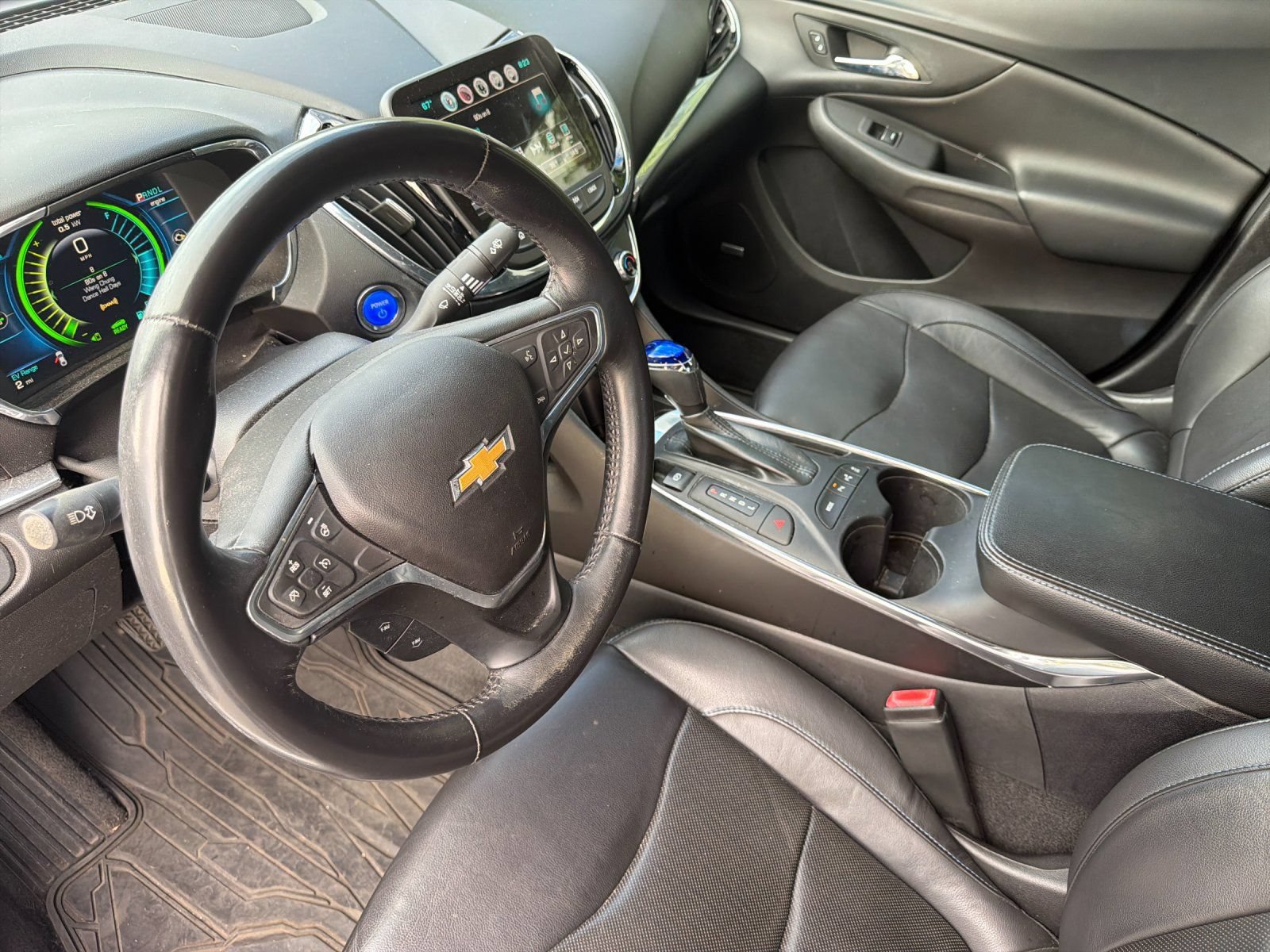 Used 2016 Chevrolet Volt Premier w/ Driver Confidence Package FWD image 9