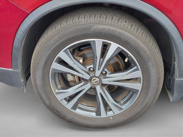 Used 2018 Nissan Rogue SL w/ Premium Package FWD image 10