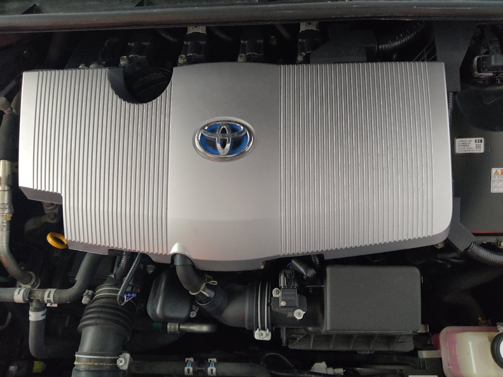 Used 2016 Toyota Prius Four FWD image 30