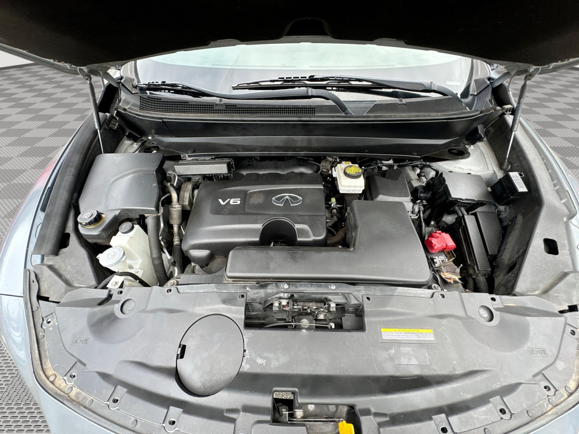Used 2018 INFINITI QX60 Luxe AWD/4WD image 18