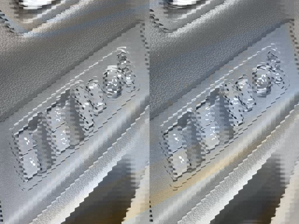 Used 2026 Honda CR-V Sport image 17