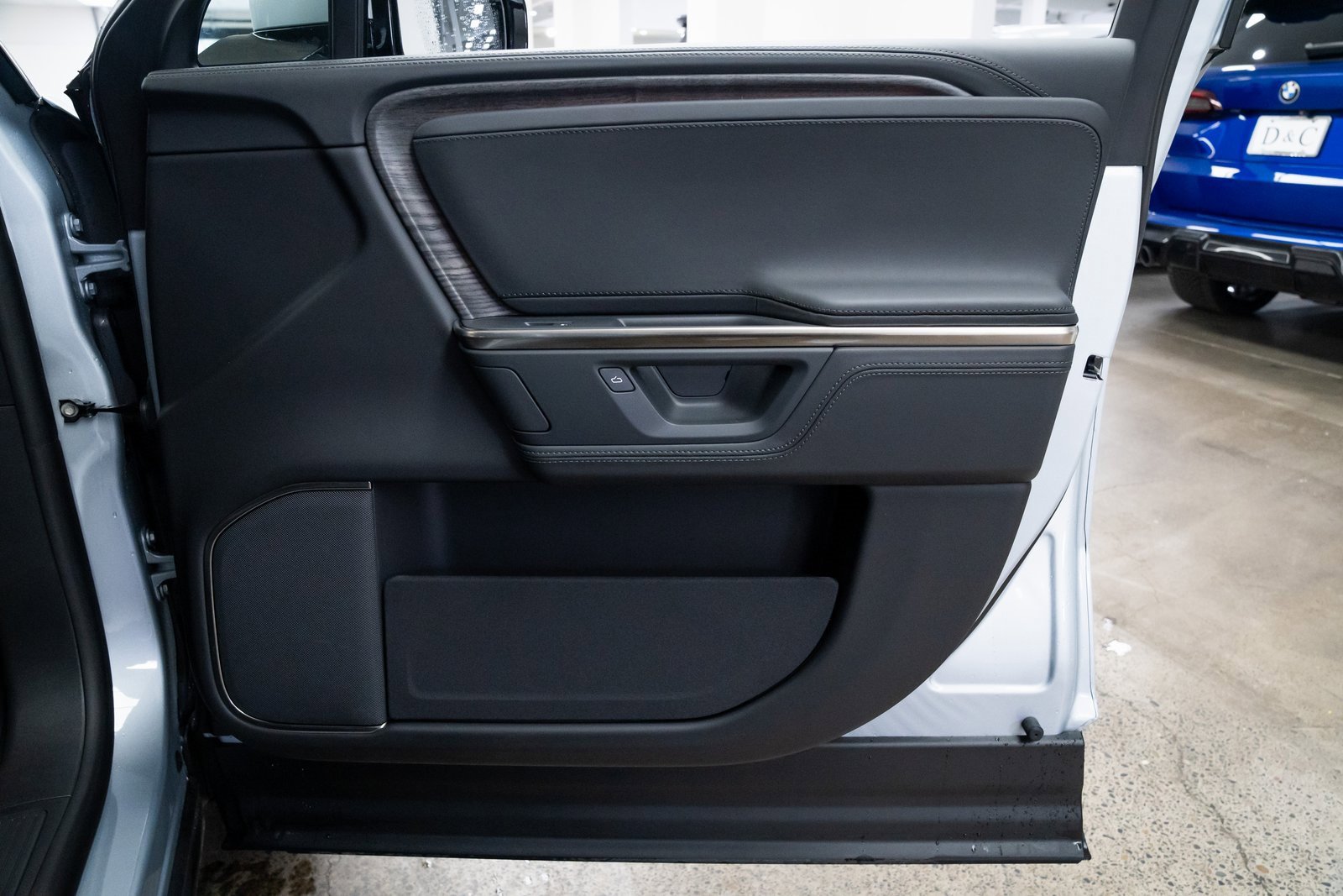 Used 2026 Rivian R1S Adventure image 22