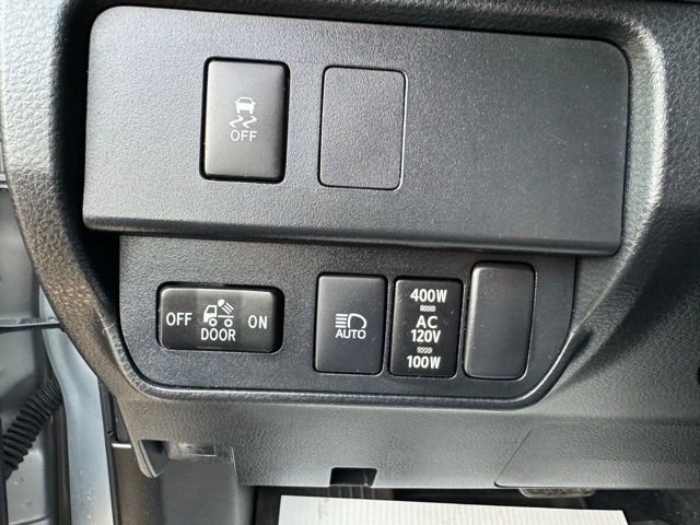Used 2023 Toyota Tacoma TRD Sport w/ TRD Premium Sport Package AWD/4WD image 20