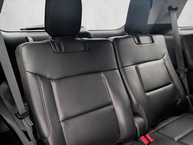 Used 2021 Ford Explorer XLT w/ Equipment Group 202A RWD image 28