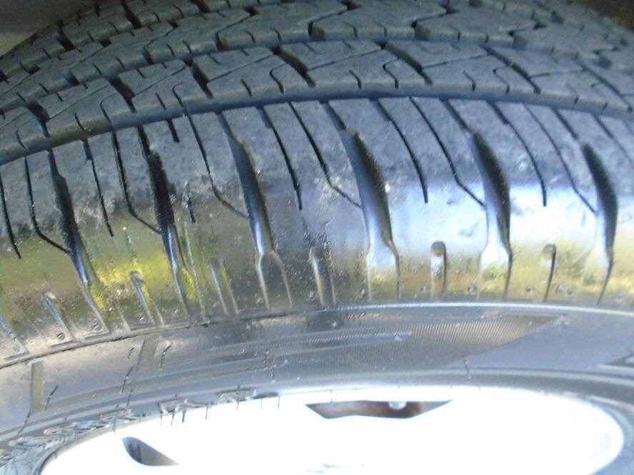 Used 2004 Honda Element EX image 31