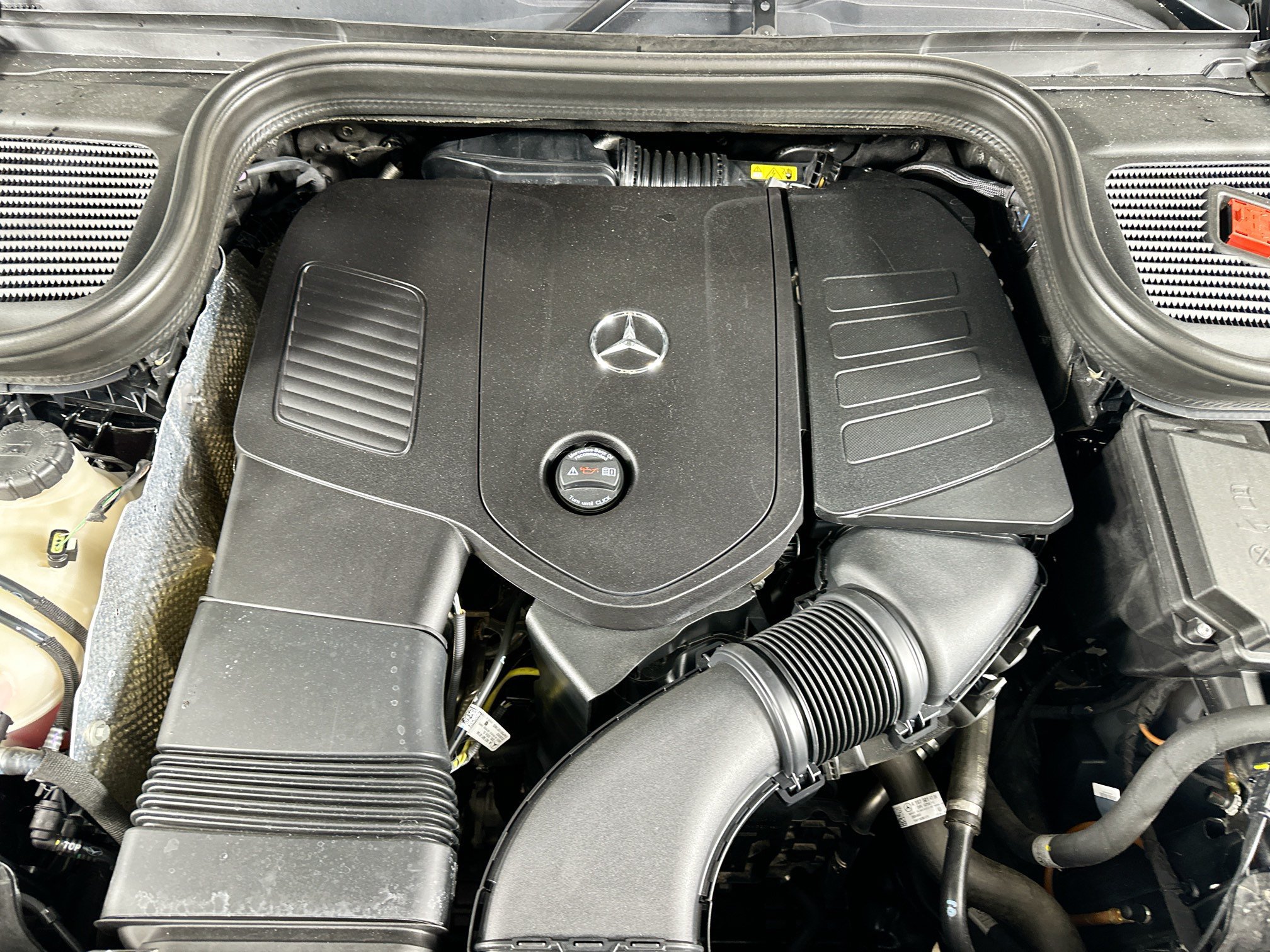 Certified 2025 Mercedes-Benz GLE 350 4MATIC image 37