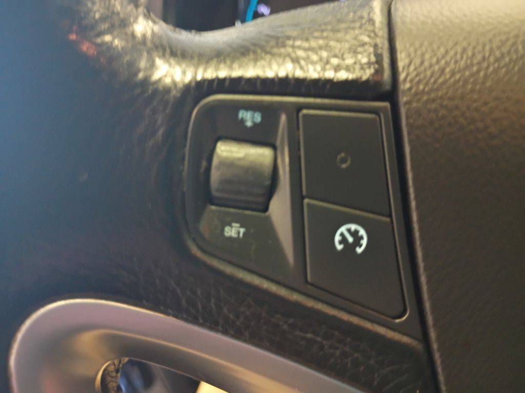 Used 2014 Chevrolet Captiva Sport LT w/ Convenience Package FWD image 13