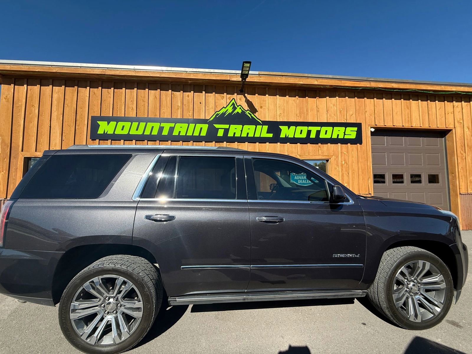 Used 2018 GMC Yukon Denali w/ Denali Ultimate Package image 1