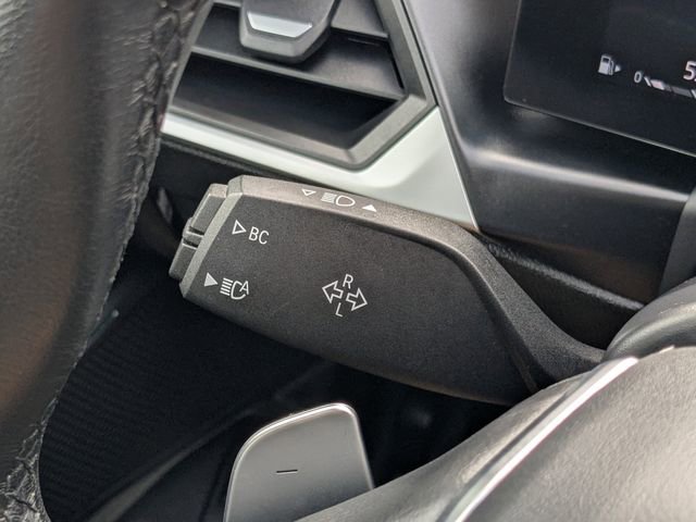 Used 2024 BMW 330i xDrive Sedan w/ Convenience Package image 25