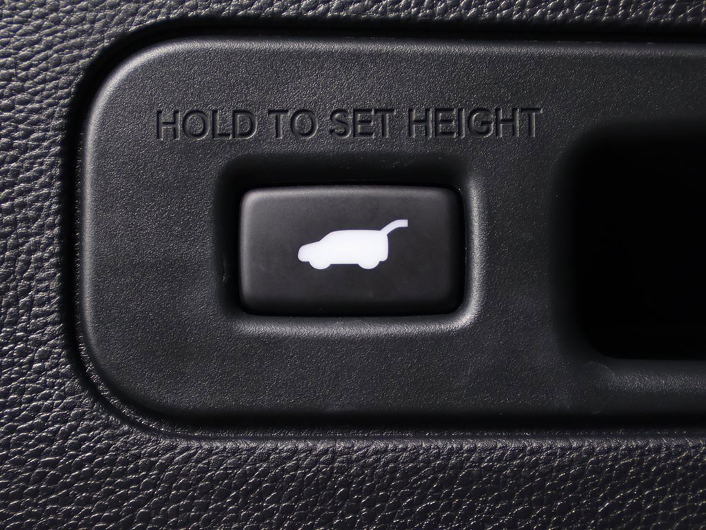 Used 2024 Acura MDX SH-AWD w/ Advance Package image 24