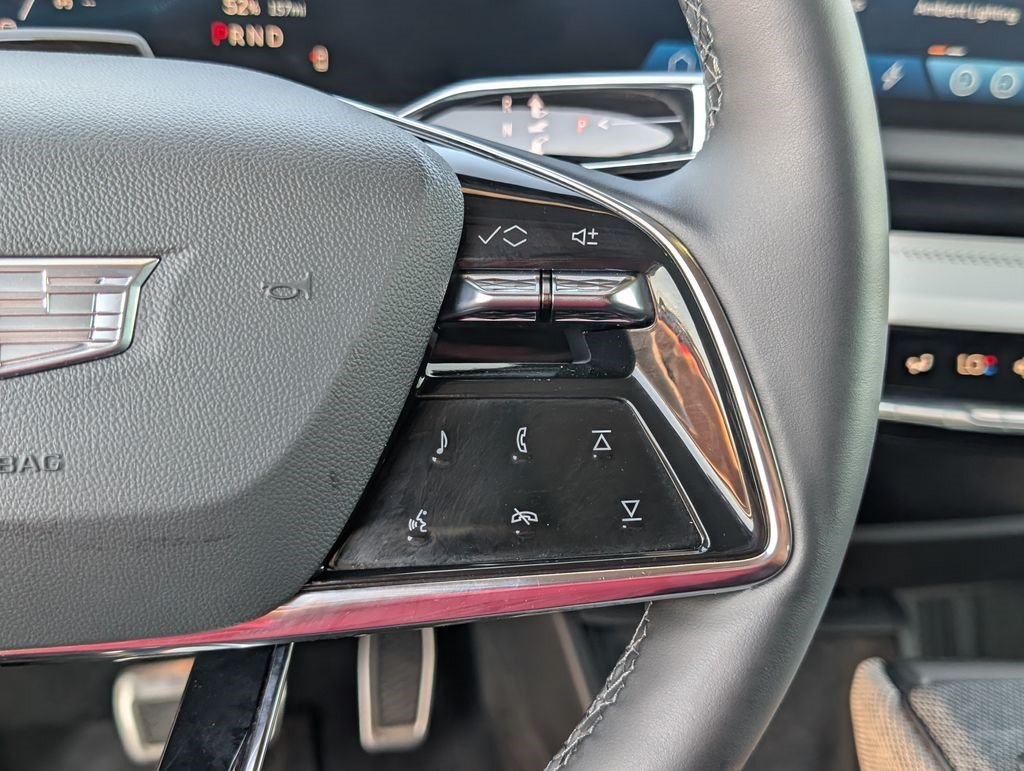 Certified 2025 Cadillac Optiq Sport 2 w/ LPO, Floor Liner Package AWD/4WD image 27