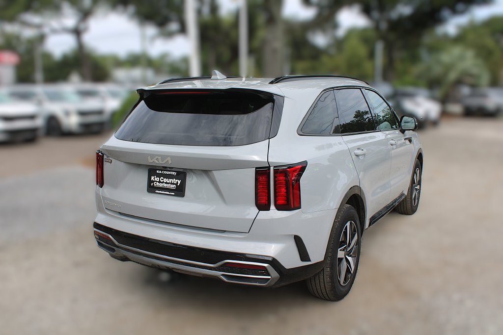 Certified 2023 Kia Sorento EX w/ Panoramic Sunroof Package FWD image 7