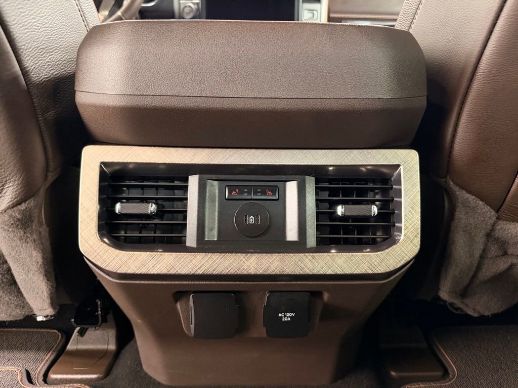 Used 2024 Ford F350 King Ranch AWD/4WD image 26