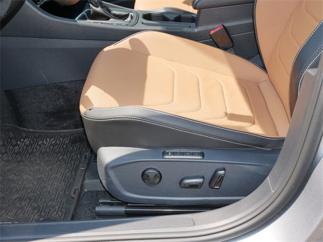 Certified 2024 Volkswagen Jetta SEL image 15