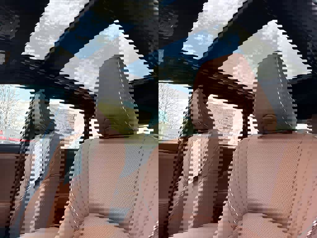 New 2026 Toyota Crown Signia image 24