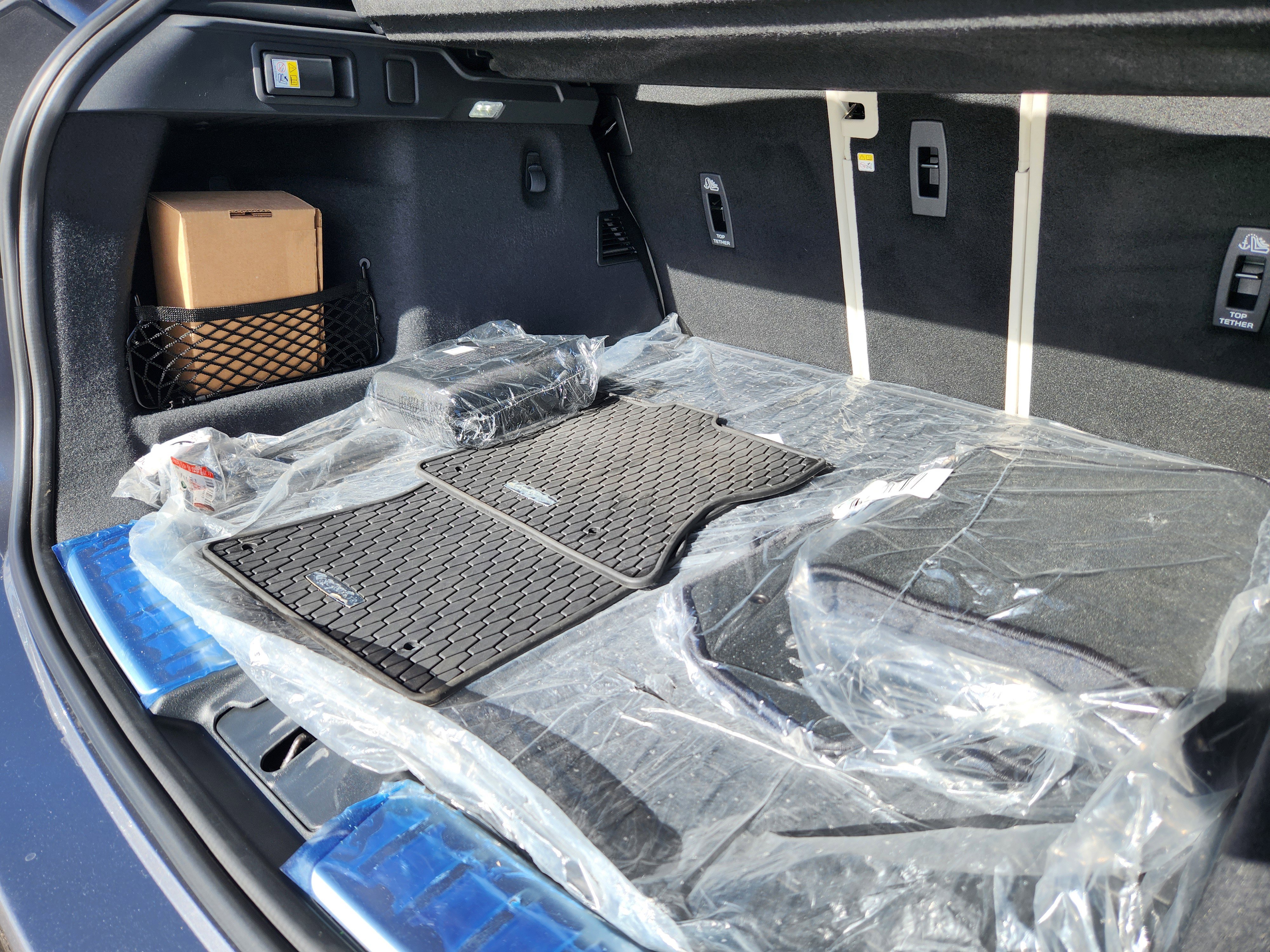 Used 2026 Jaguar F-PACE R-Dynamic S image 23