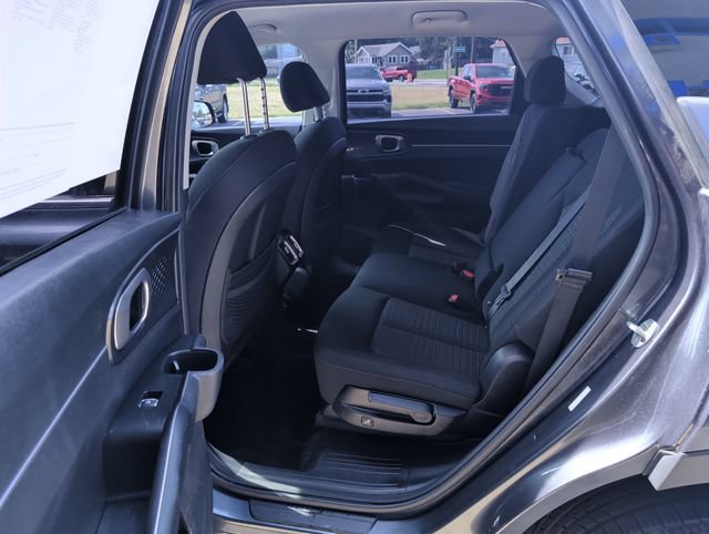 Used 2022 Kia Sorento LX AWD/4WD image 22