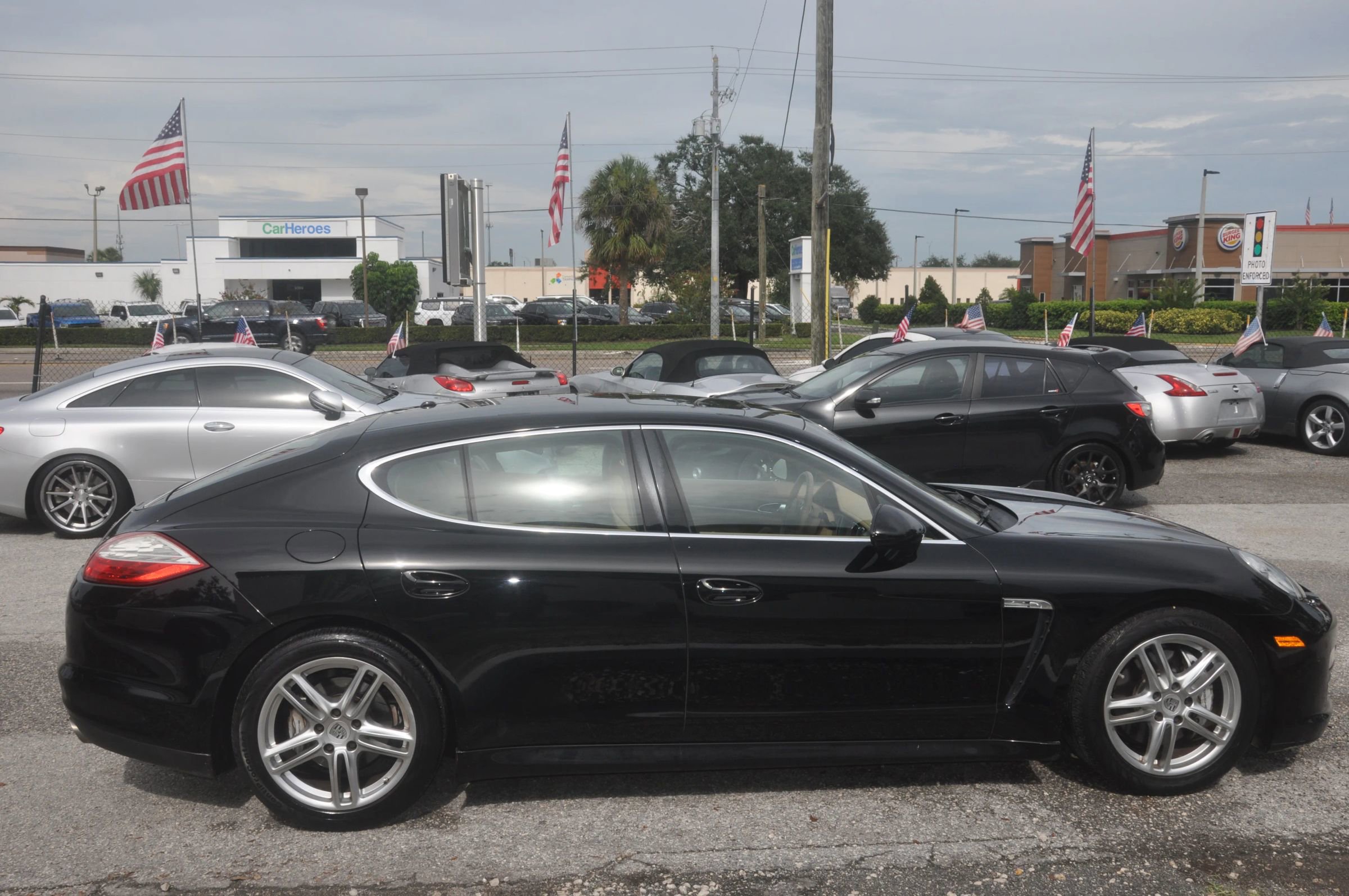 Used 2013 Porsche Panamera 4S image 5