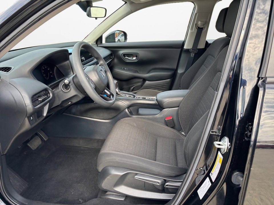 Used 2024 Honda HR-V LX image 11
