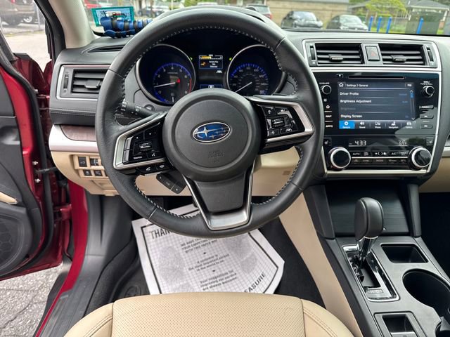 Used 2018 Subaru Outback 3.6R Limited AWD/4WD image 13