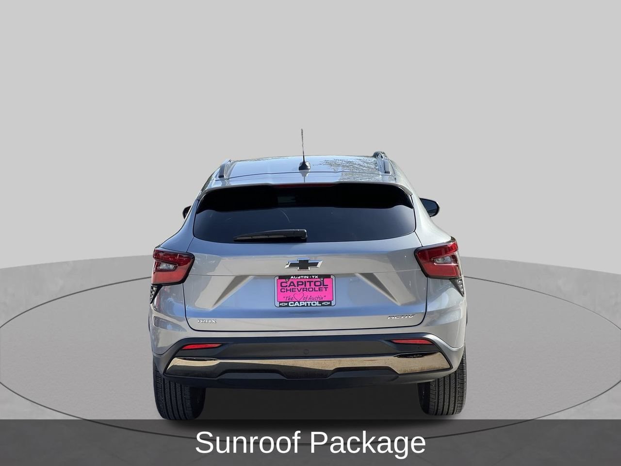 Used 2025 Chevrolet Trax ACTIV w/ Sunroof Package FWD image 4