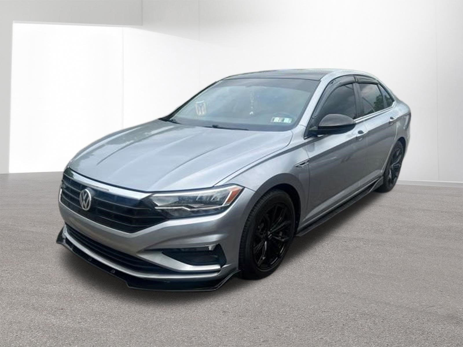 Used 2021 Volkswagen Jetta R-Line w/ R-Line Cold Weather Package FWD image 25