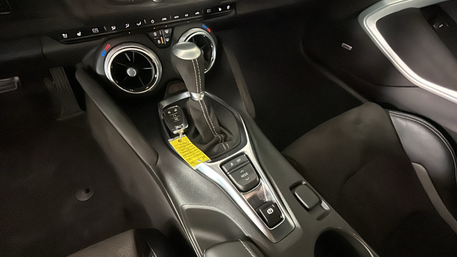 Used 2022 Chevrolet Camaro SS RWD image 24