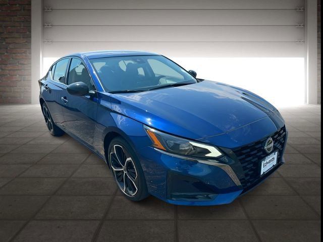 Used 2024 Nissan Altima 2.5 SR