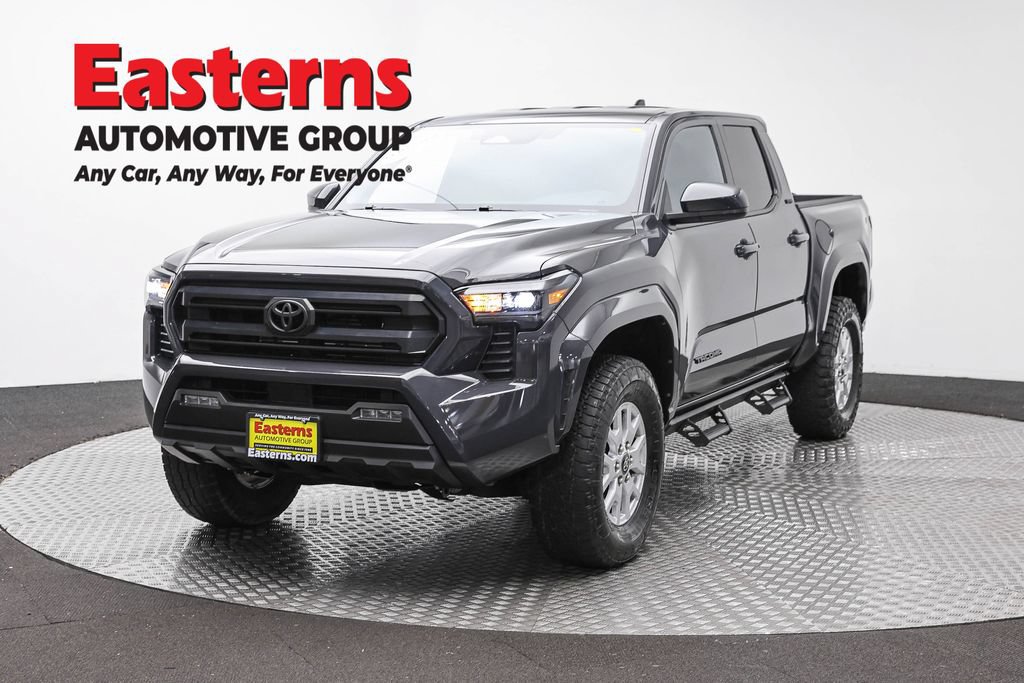 Used 2025 Toyota Tacoma SR5
